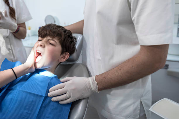 Best Cosmetic Emergency Dentistry in Oak Grove, KY
